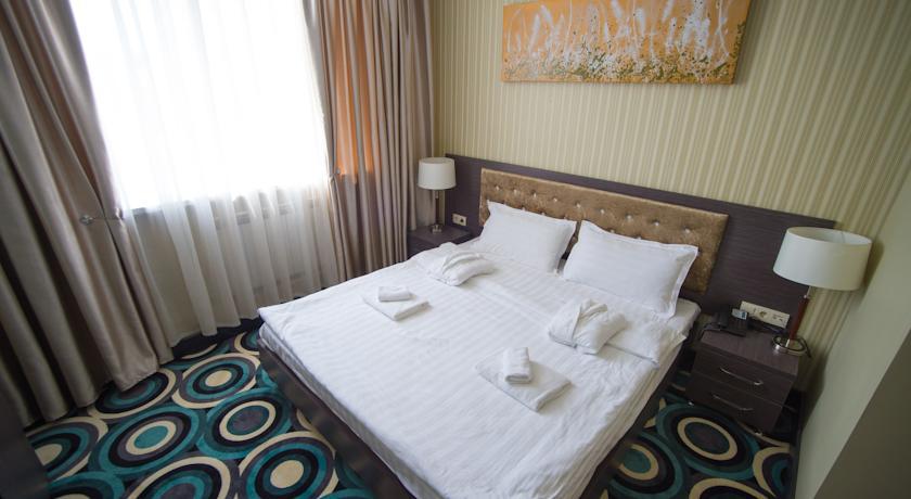 Mildom Hotel Almaty Room photo
